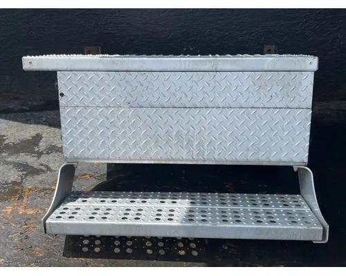  Freightliner Columbia 112 Battery Box #