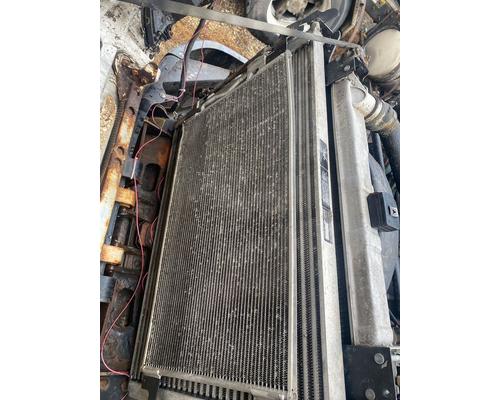 Freightliner Columbia 120 AC Condensor # Freightliner Columbia 120 AC Condensor #