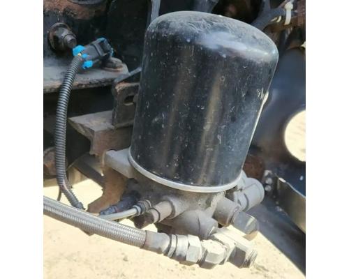  Freightliner Columbia 120 Air Dryer #