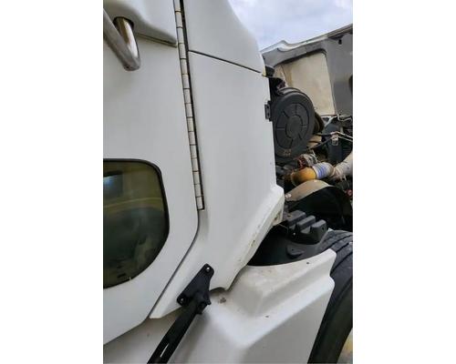 Freightliner Columbia 120 Cowl # Freightliner Columbia 120 Cowl #