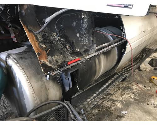  Freightliner Columbia 120 Fuel Tank #