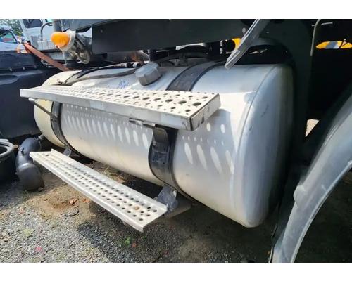  Freightliner Columbia 120 Fuel Tank #
