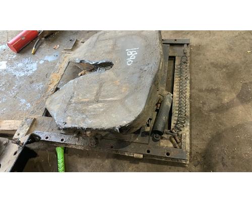 FREIGHTLINER COLUMBIA 120 Fifth Wheel