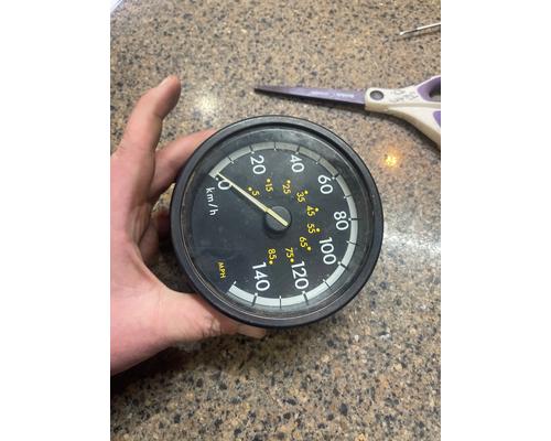 FREIGHTLINER COLUMBIA 120 Gauges (all)