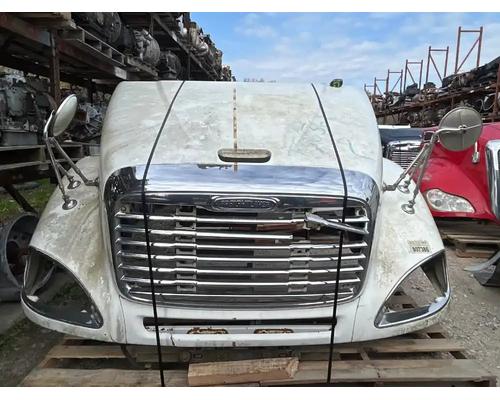 freightliner-columbia-120-hood #1451016