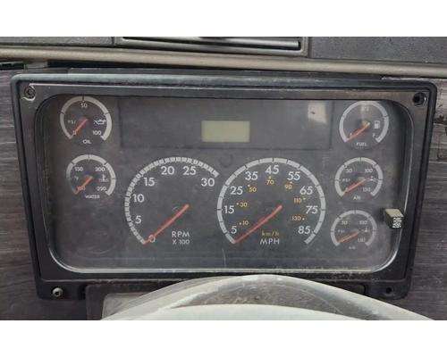  Freightliner Columbia 120 Instrument Cluster #