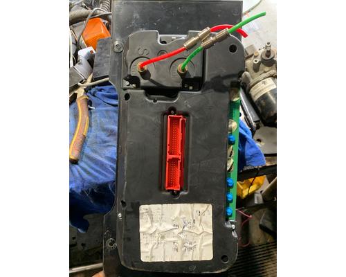 FREIGHTLINER COLUMBIA 120 Instrument Cluster