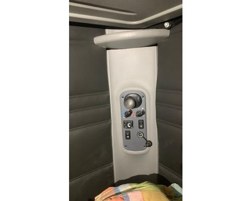 FREIGHTLINER COLUMBIA 120 Rebuilders