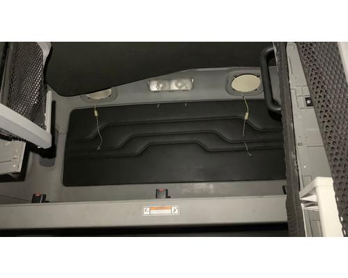 FREIGHTLINER COLUMBIA 120 Rebuilders