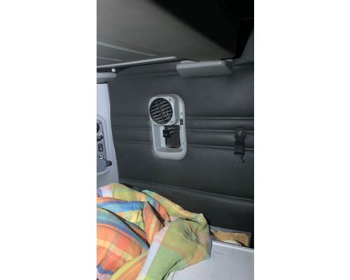 FREIGHTLINER COLUMBIA 120 Rebuilders