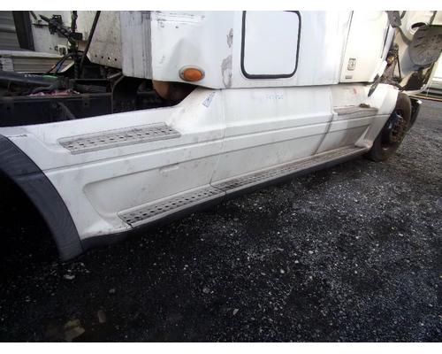  Freightliner Columbia 120 Fairing #