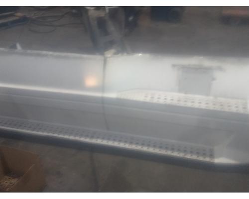 FREIGHTLINER COLUMBIA 120 Side Fairing