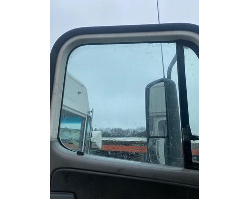 freightliner-columbia-120-windshield #720711