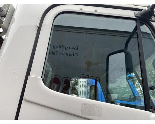 freightliner-columbia-120-windshield #1329914