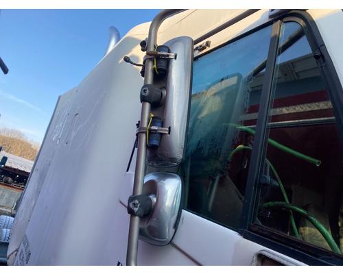 freightliner-columbia-120-windshield #1331155