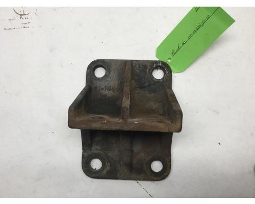 FREIGHTLINER COLUMBIA Engine Mounts