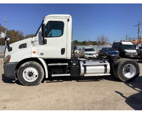 FREIGHTLINER Cascadia