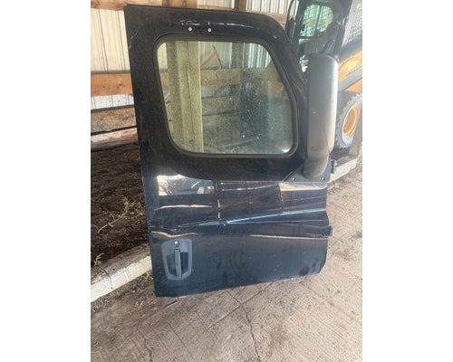 2019 FREIGHTLINER Cascadia Door Assembly, Front For Sale in Box Elder, SD – Hatch Trucking & Salvage Parts LLC