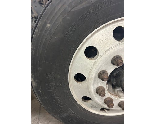 2013 FREIGHTLINER Cascadia Tires For Sale in Box Elder, SD – Hatch Trucking & Salvage Parts LLC