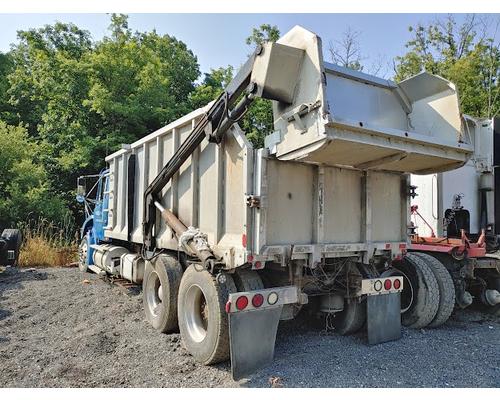 FREIGHTLINER FL112 Parts Vehicles