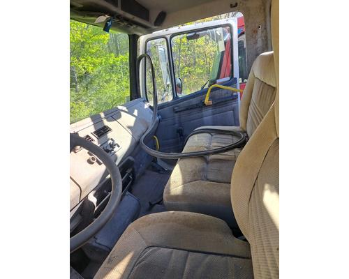 FREIGHTLINER FL70 Cab or Cab Mount