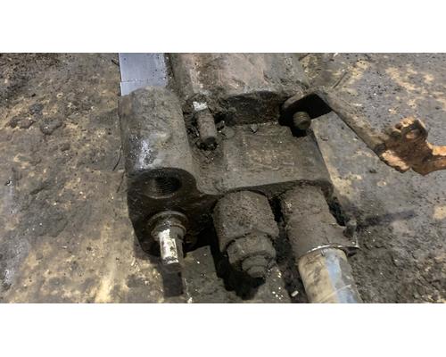 FREIGHTLINER FL70 Hydraulic PumpPTO Pump