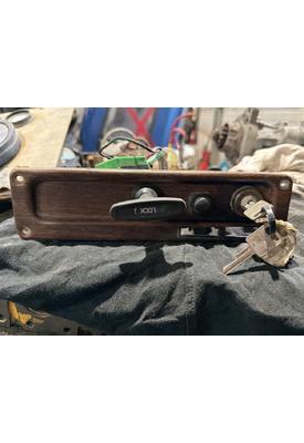 FREIGHTLINER FL70 Ignition Switch