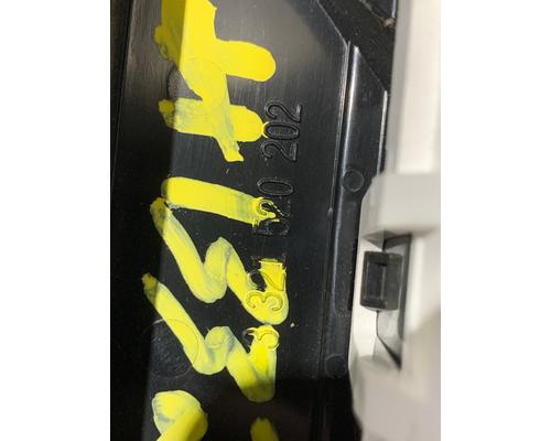 FREIGHTLINER FL70 Instrument Cluster