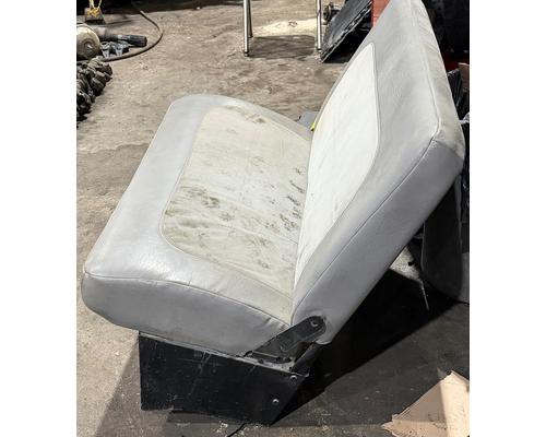FREIGHTLINER FL70 Seat, Front