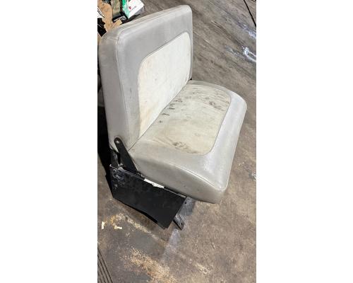 FREIGHTLINER FL70 Seat, Front