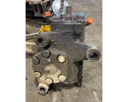 FREIGHTLINER FL80 Steering GearRack