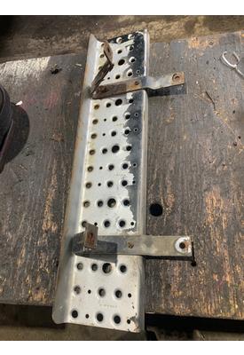 FREIGHTLINER FL80 Step