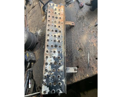 FREIGHTLINER FL80 Step