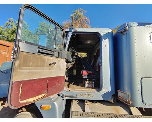 FREIGHTLINER FLA USF-1E HIGH Parts Vehicles