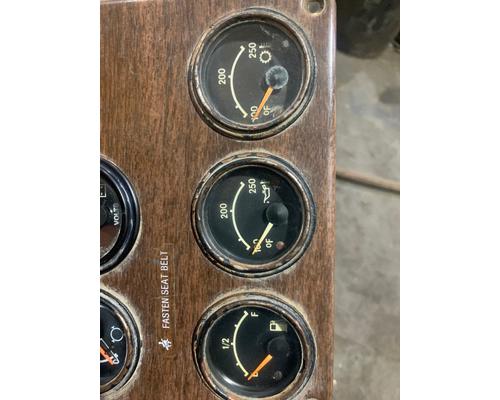 FREIGHTLINER FLC112 Dash Panel