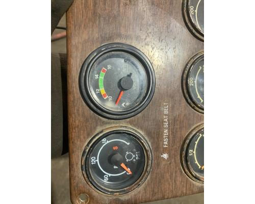 FREIGHTLINER FLC112 Dash Panel