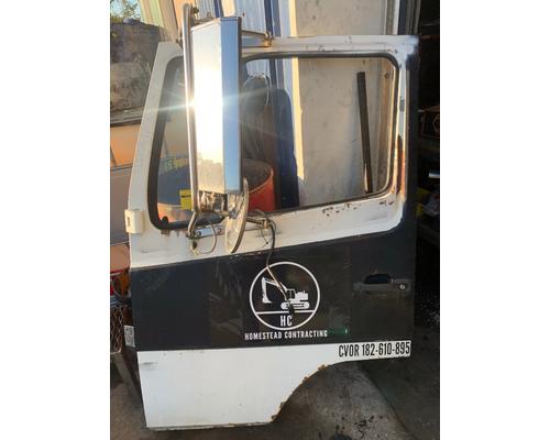FREIGHTLINER FLC112 Door Assembly, Front