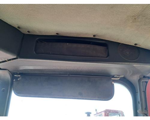 FREIGHTLINER FLC Cab or Cab Mount