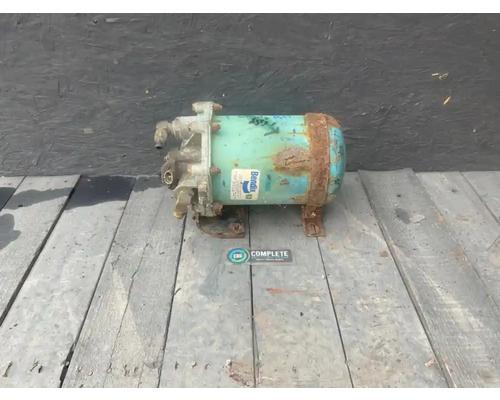  Freightliner FLD112SD Air Dryer #