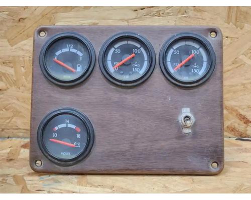  Freightliner FLD112SD Instrument Cluster #