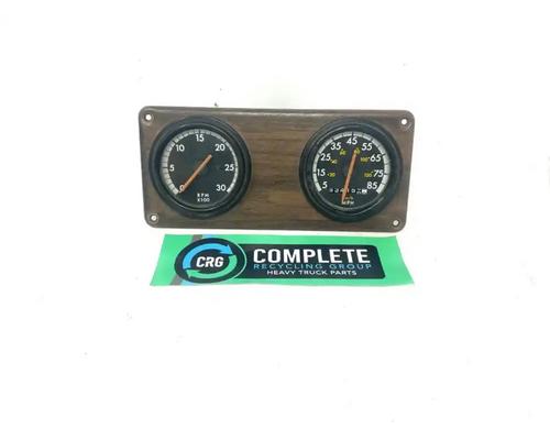  Freightliner FLD112 Instrument Cluster #