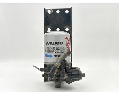  Freightliner FLD120SD Air Dryer #