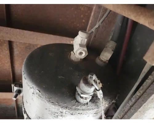  Freightliner FLD120SD Air Tank #