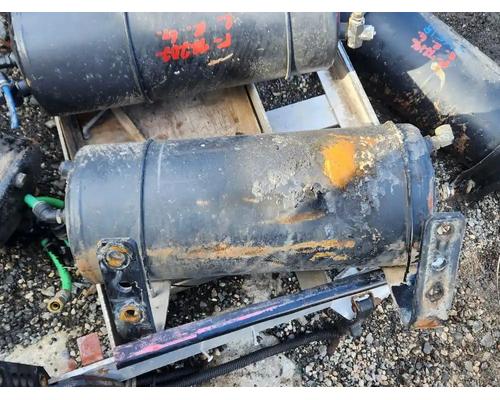 Freightliner FLD120SD Air Tank # Freightliner FLD120SD Air Tank #