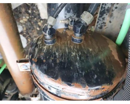 Freightliner FLD120 Air Tank # Freightliner FLD120 Air Tank #