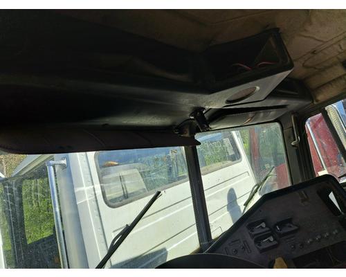 FREIGHTLINER FLD120 Cab or Cab Mount