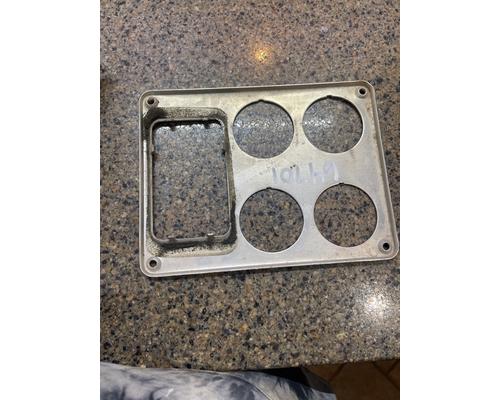 FREIGHTLINER FLD120 Dash Panel