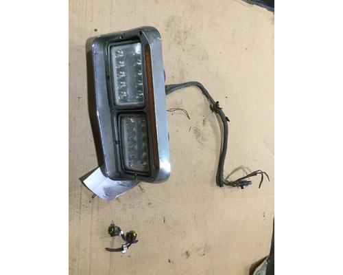 2009-freightliner-fld120-headlamp-assembly #1468953