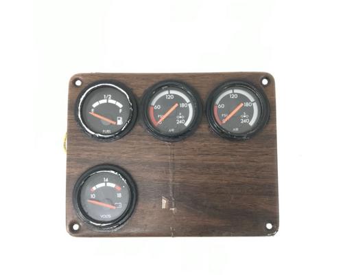  Freightliner FLD120 Instrument Cluster #