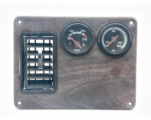  Freightliner FLD120 Instrument Cluster #